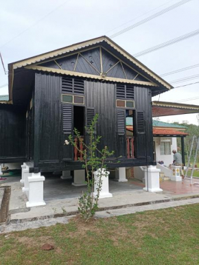 Azli homestay